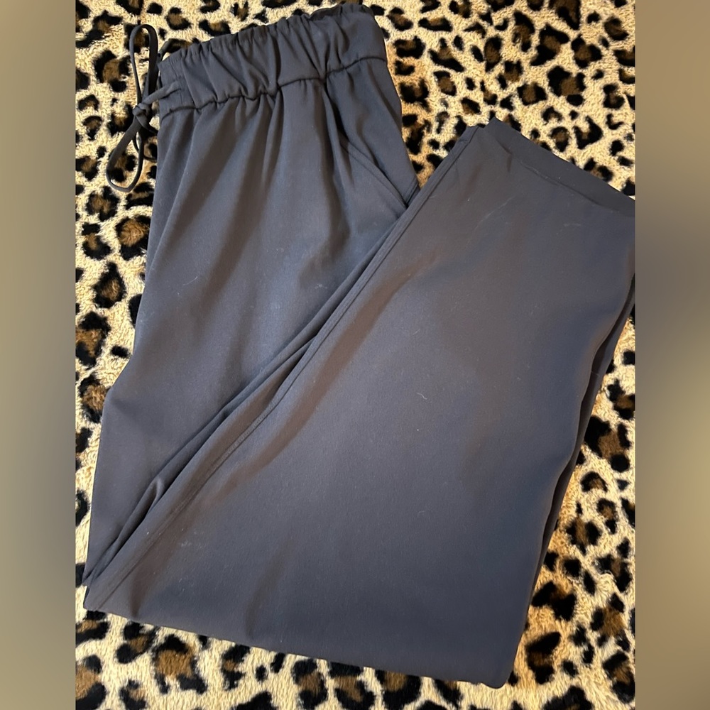Lululemon Stretch High-Rise Cropped Pant 23”
